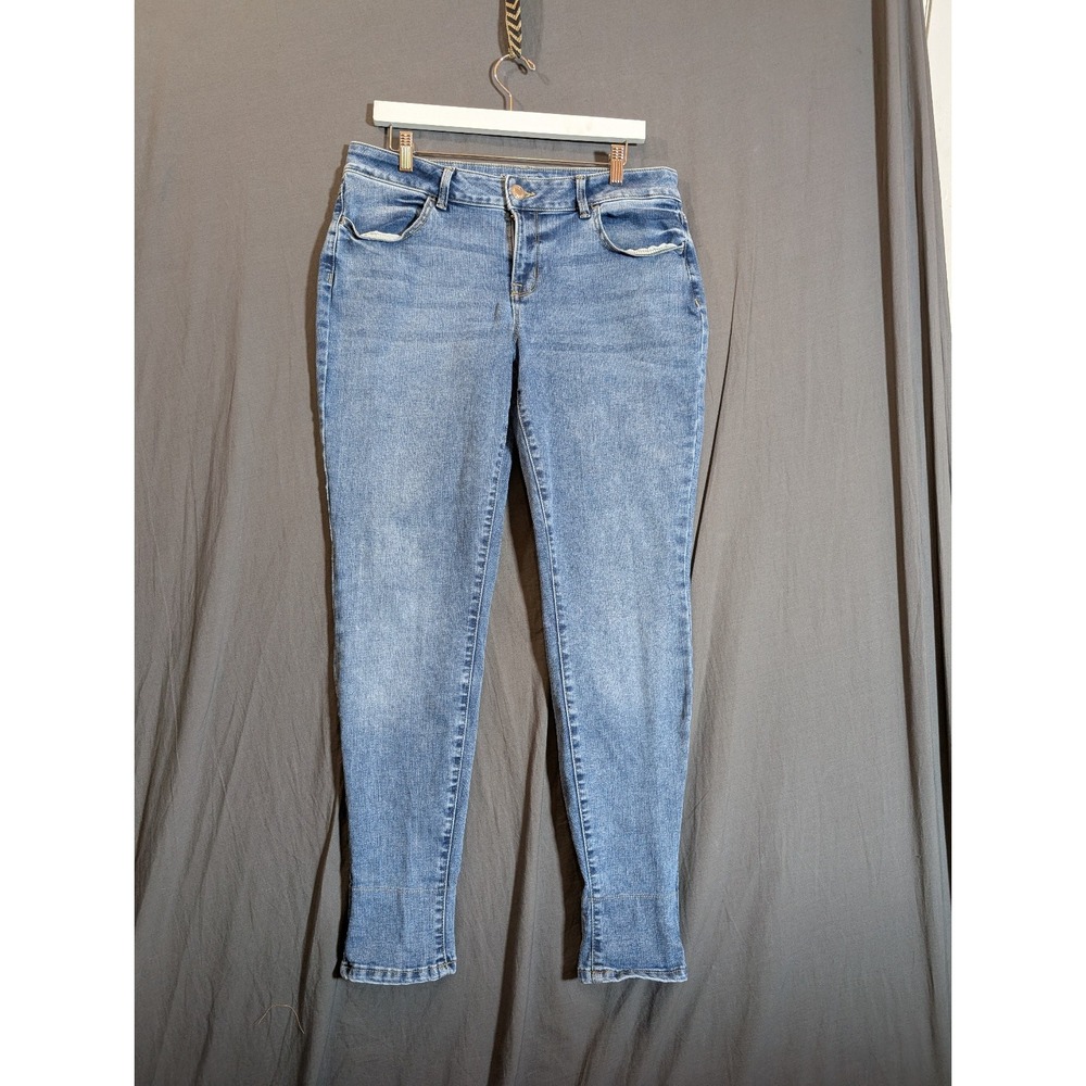 Maurices Skinny Jeans Womens Size L-Reg Light Wash‎ Blue Mid-Rise